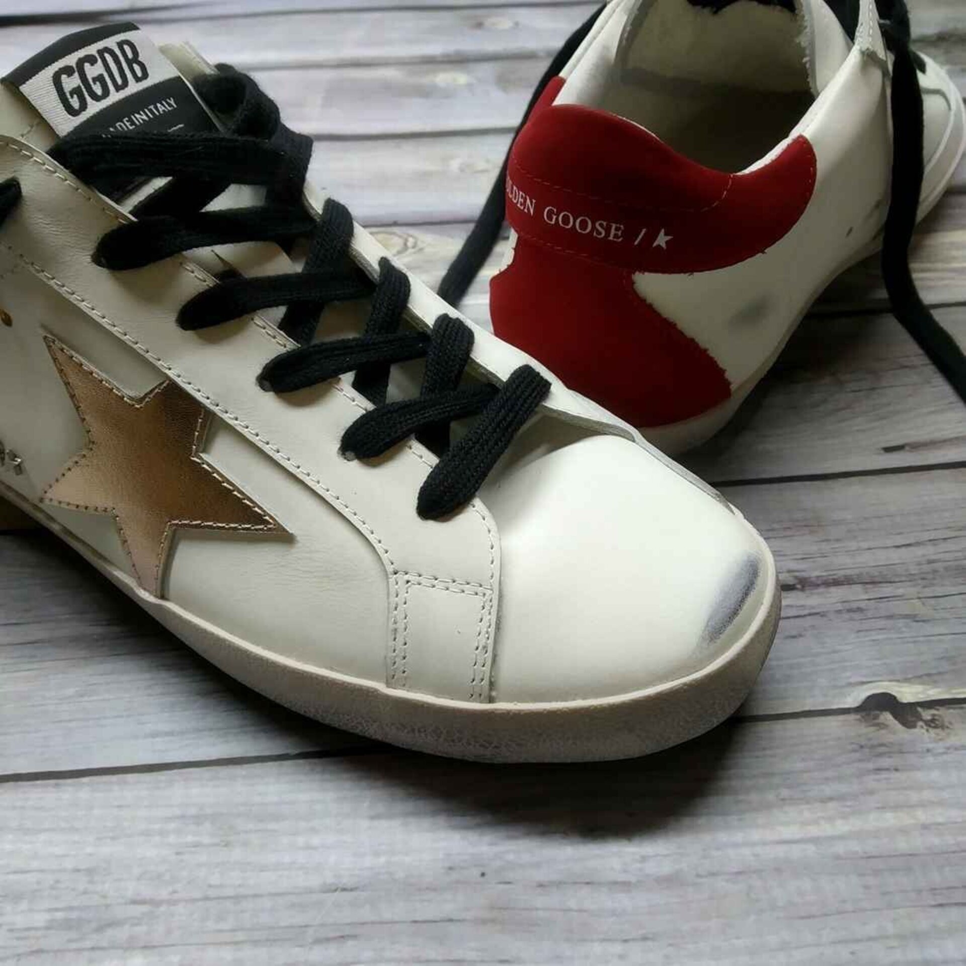 golden goose parte trasera roja - 4