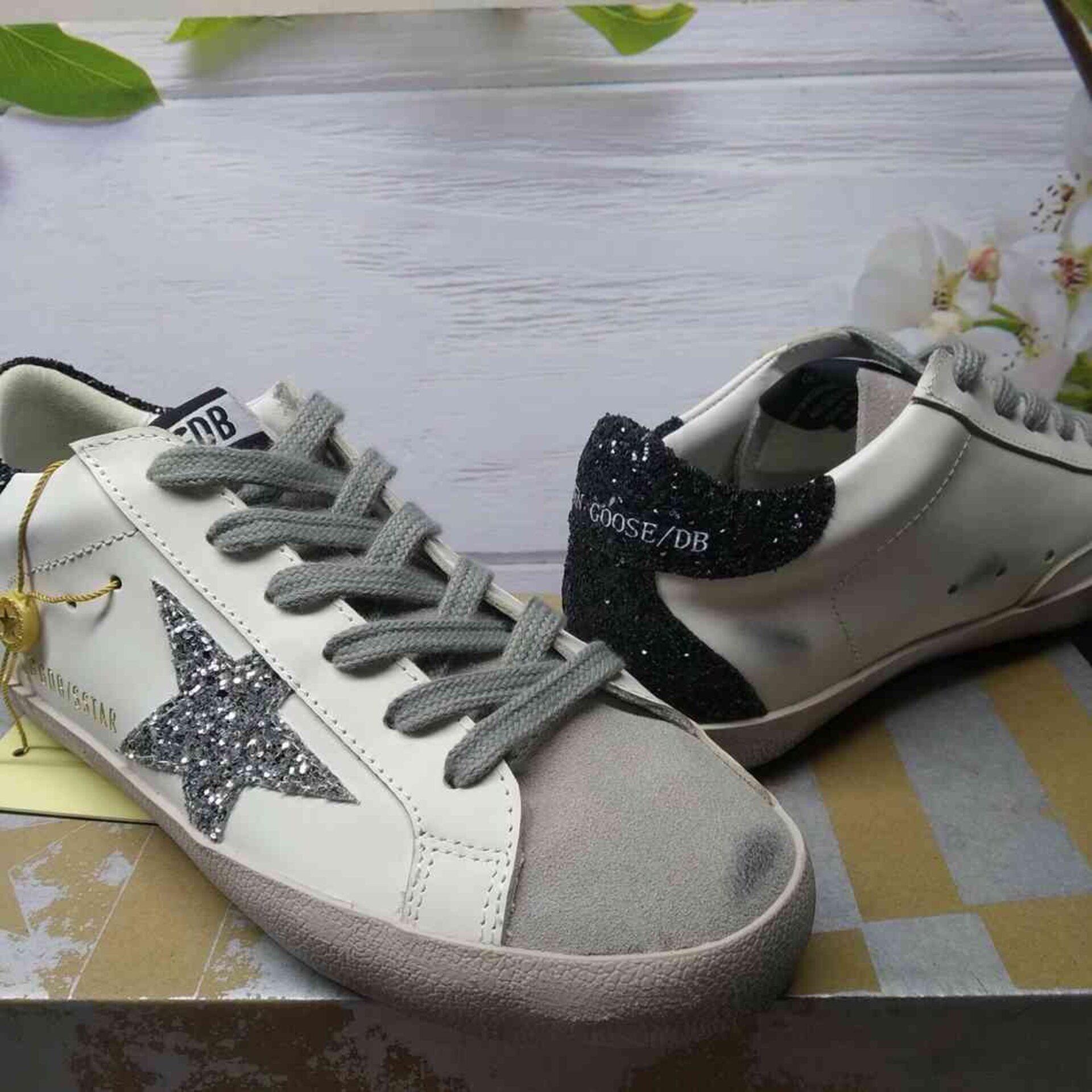 golden goose negras y platedas - 9